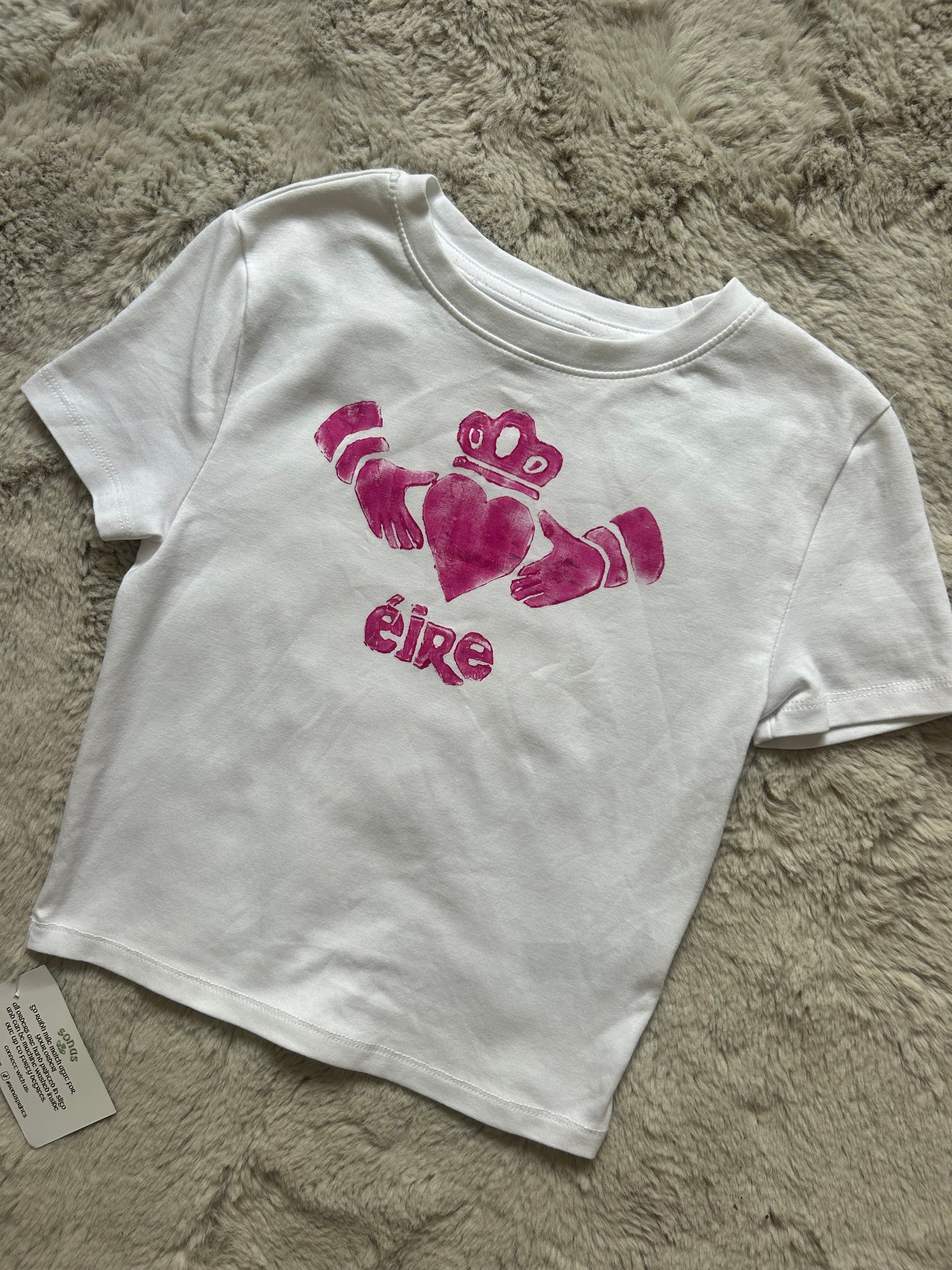 Claddagh Baby Tee – Wonky / Pink / XS