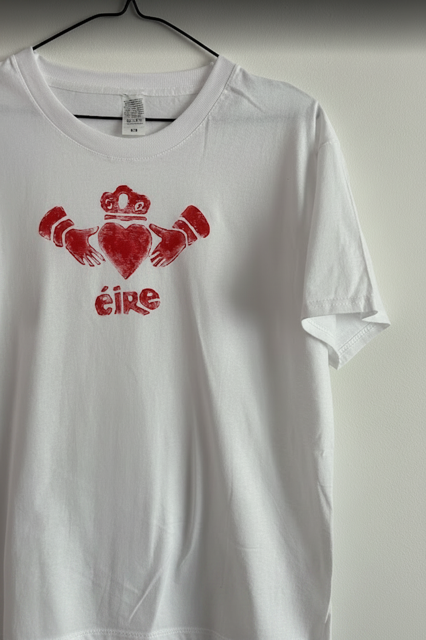 Éire Claddagh Tee
